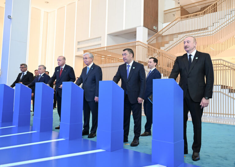 Ailəmiz olan Türk dünyası XXI əsrin nüfuzlu geosiyasi güc mərkəzlərindən birinə çevrilməlidir